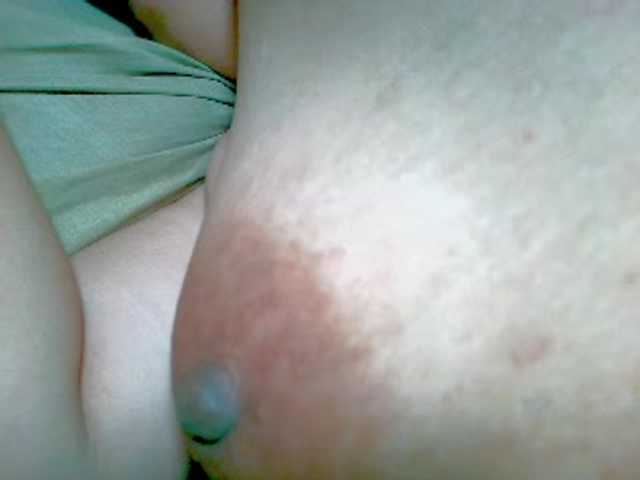 NaughtyWetPieXx webcam