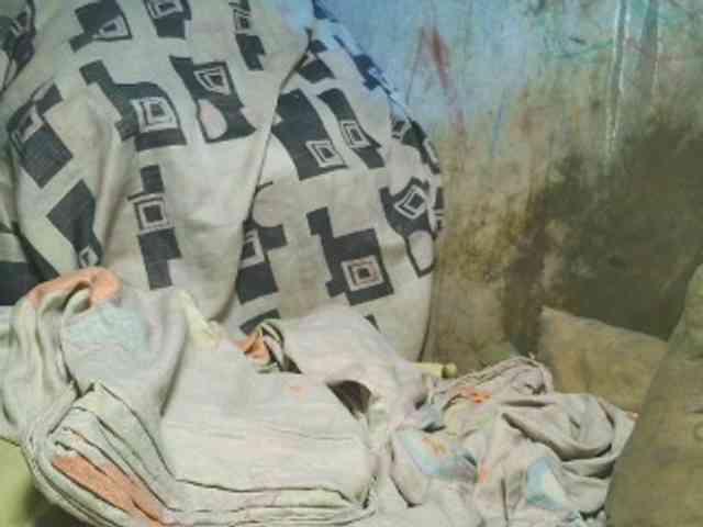 NaughtyWetPieXx webcam