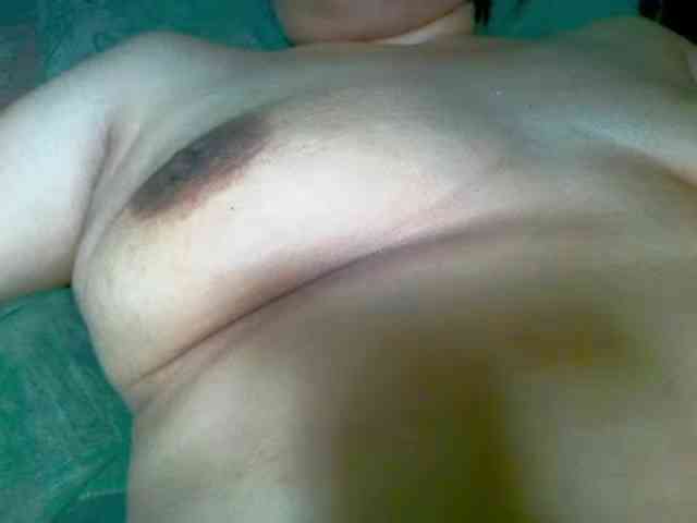 NaughtyWetPieXx webcam