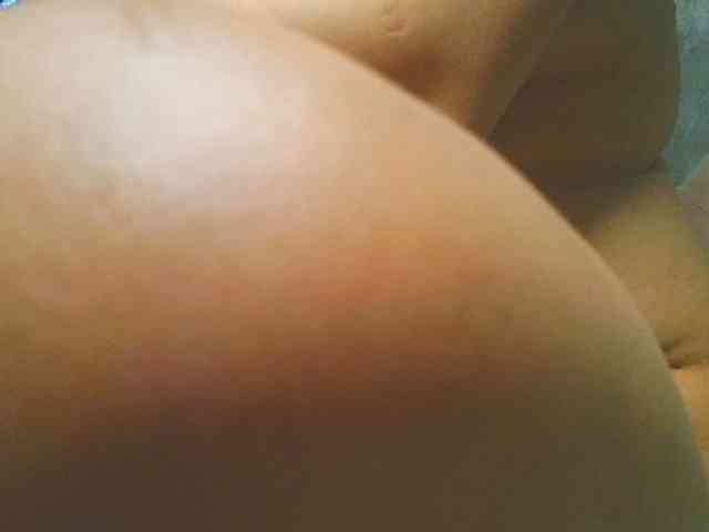 NaughtyWetPieXx webcam