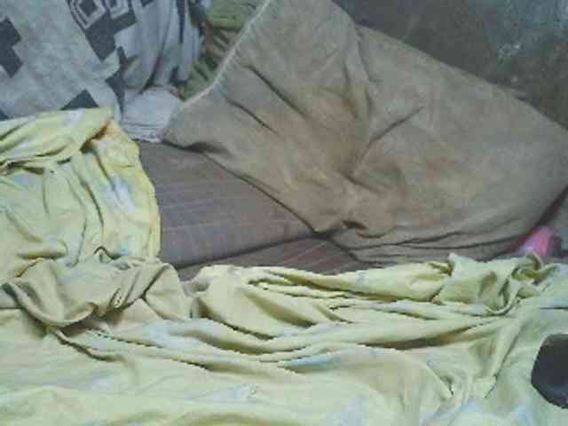 NaughtyWetPieXx webcam