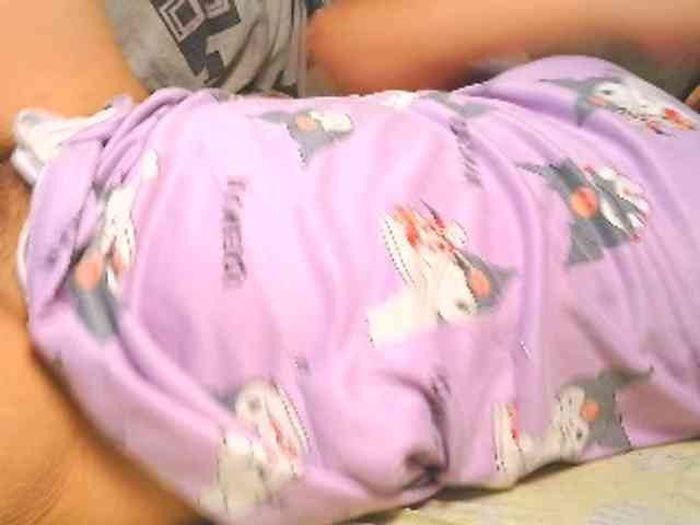 NaughtyWetPieXx webcam