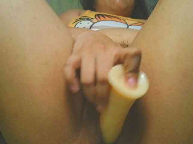 NaughtyWetPieXx webcam