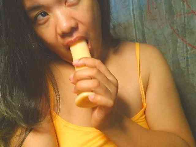 NaughtyWetPieXx webcam