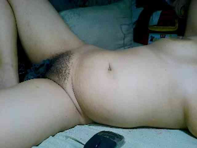NaughtyWetPieXx webcam