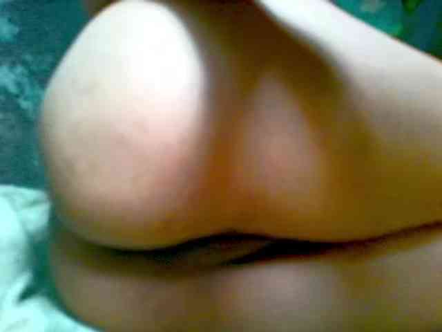 NaughtyWetPieXx webcam