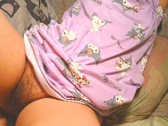 NaughtyWetPieXx webcam