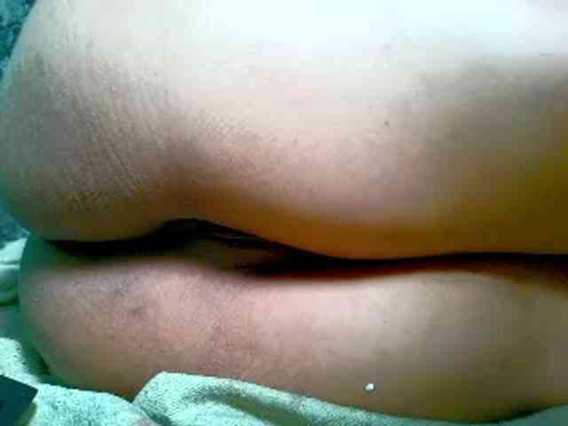 NaughtyWetPieXx webcam