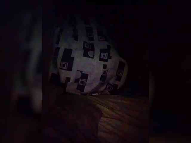 NaughtyWetPieXx webcam