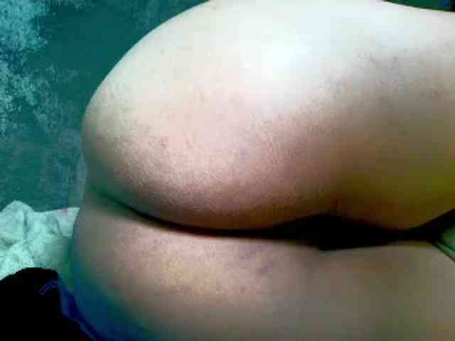 NaughtyWetPieXx webcam