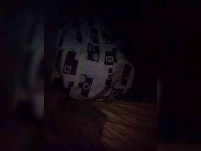 NaughtyWetPieXx webcam