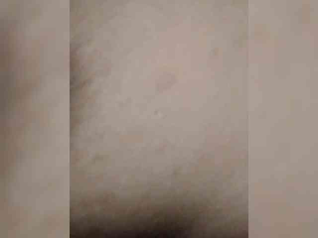 NaughtyWetPieXx webcam