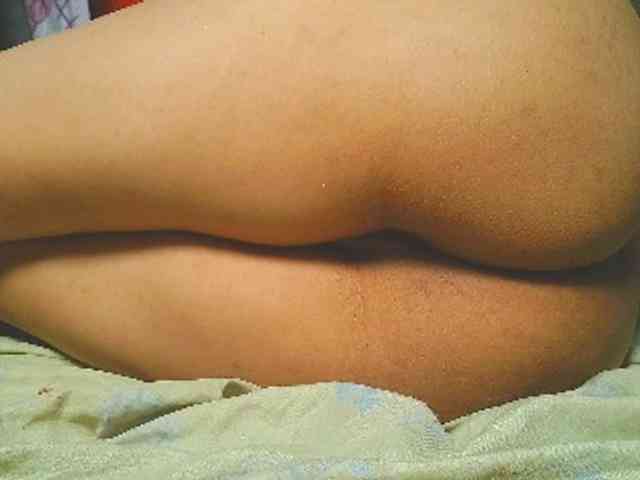 NaughtyWetPieXx webcam