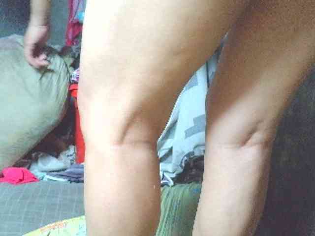 NaughtyWetPieXx webcam