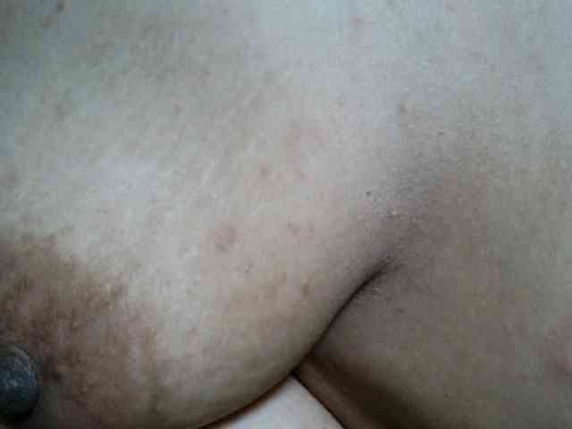 NaughtyWetPieXx webcam