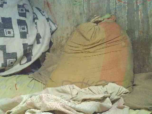 NaughtyWetPieXx webcam