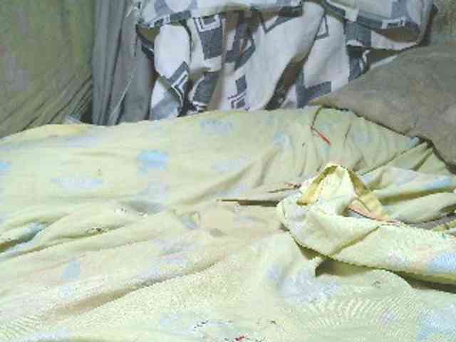 NaughtyWetPieXx webcam