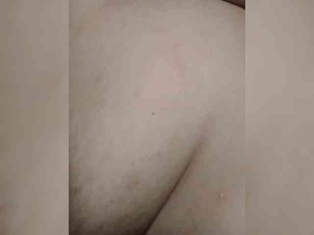 NaughtyWetPieXx webcam