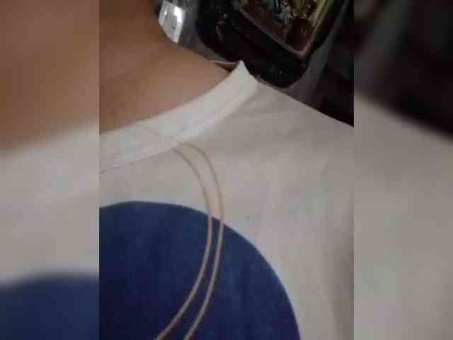 NaughtyWetPieXx webcam