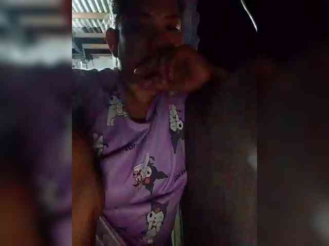 NaughtyWetPieXx NaughtyWetPieXx