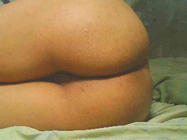 NaughtyWetPieXx webcam