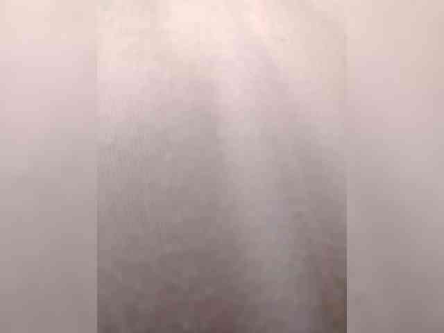 NaughtyWetPieXx webcam