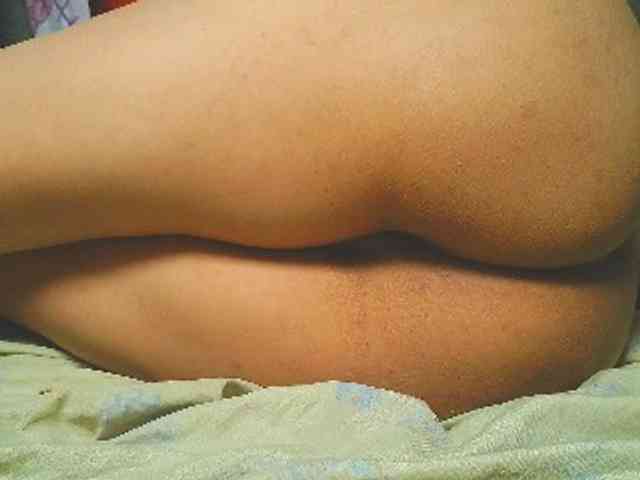 NaughtyWetPieXx webcam