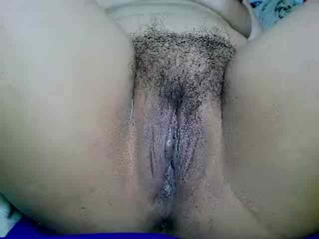 NaughtyWetPieXx webcam
