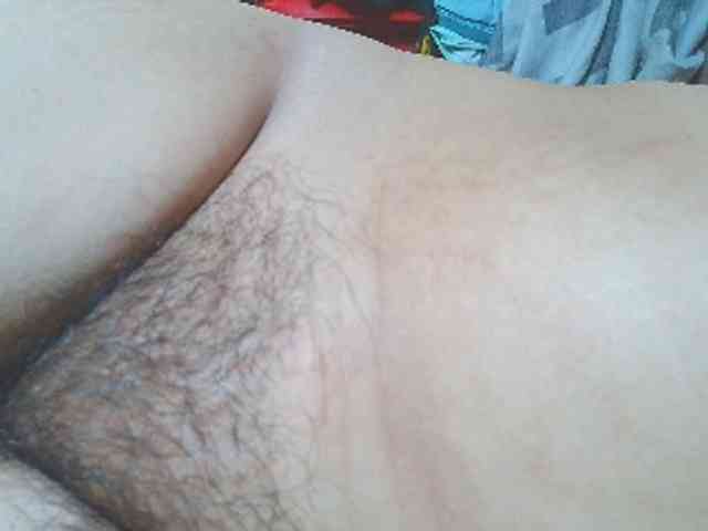 NaughtyWetPieXx webcam