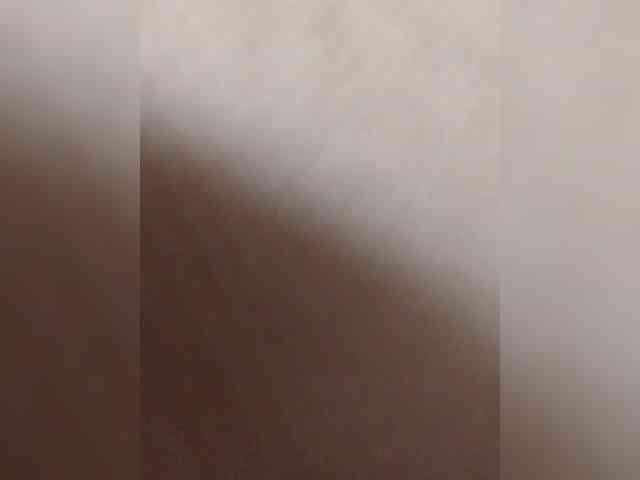 NaughtyWetPieXx webcam