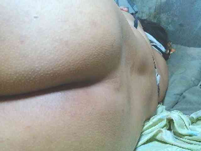 NaughtyWetPieXx webcam