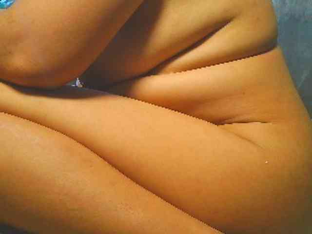 NaughtyWetPieXx webcam