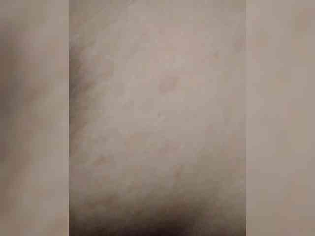 NaughtyWetPieXx webcam