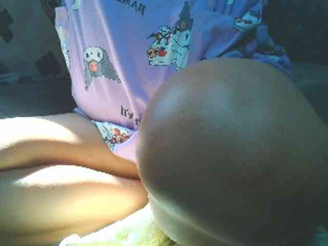 NaughtyWetPieXx webcam