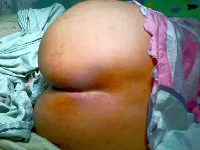 NaughtyWetPieXx webcam