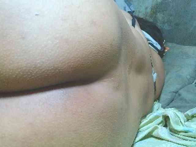 NaughtyWetPieXx webcam