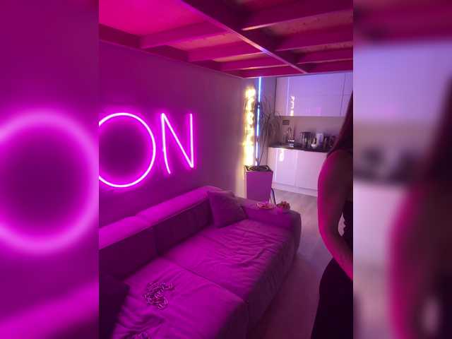 YuGoVi's BongaCams show and profile