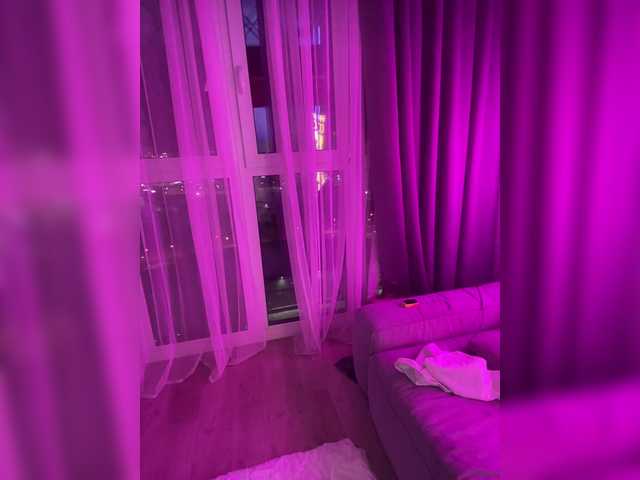 YuGoVi from BongaCams is Freechat