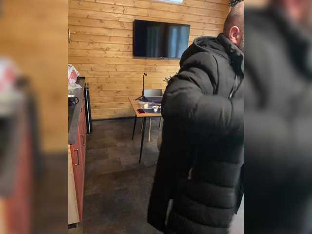 Check out sexy model YuGoVi and their unclothed build YuGoVi from BongaCams