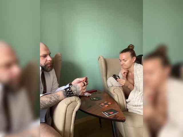 nude live YuGoVi
