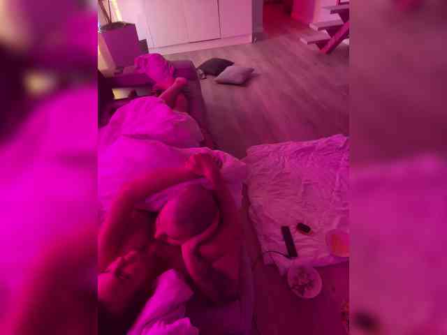 YuGoVi Live Webcam on BongaCams