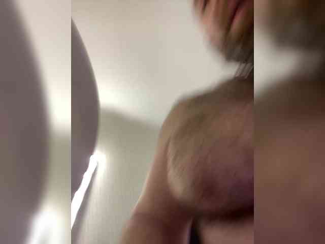 YuGoVi Live Webcam on BongaCams