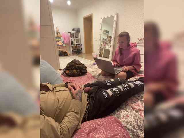 YuGoVi Live Webcam on {site_name}