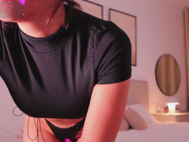 amyylovee's BongaCams show and profile