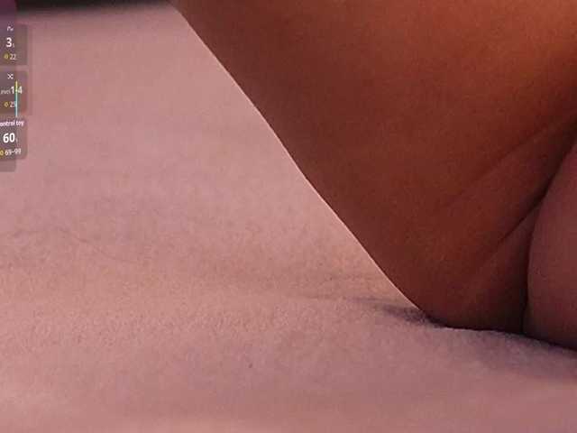 IvyEllis's BongaCams show and profile