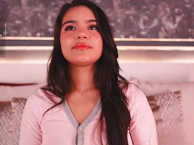 IvyEllis's BongaCams show and profile