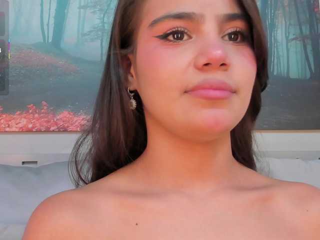 IvyEllis's BongaCams show and profile