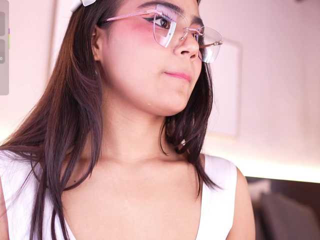 IvyEllis's BongaCams show and profile