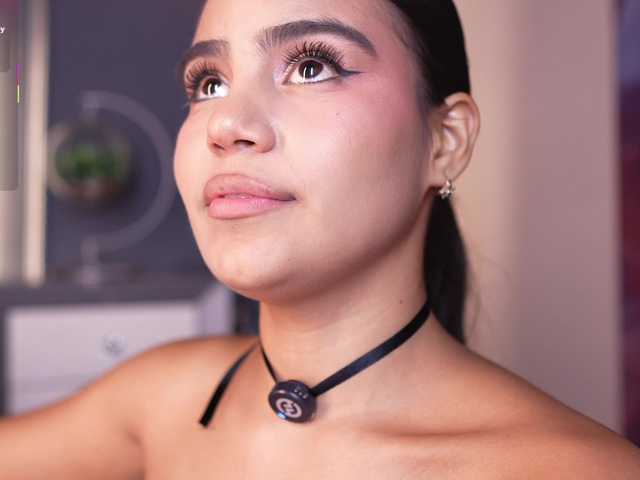 IvyEllis's BongaCams show and profile