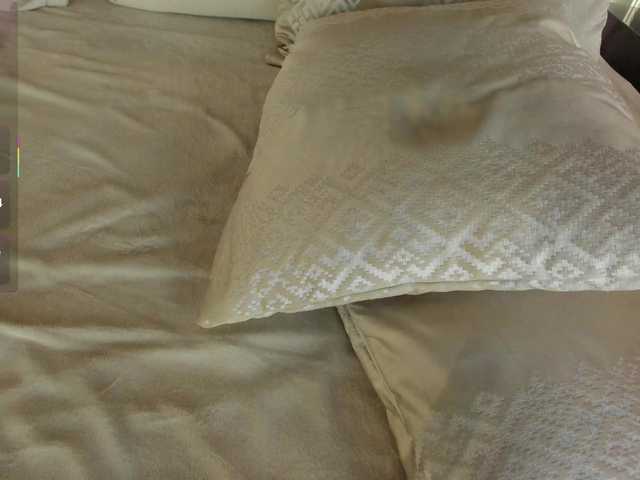 IvyEllis's BongaCams show and profile